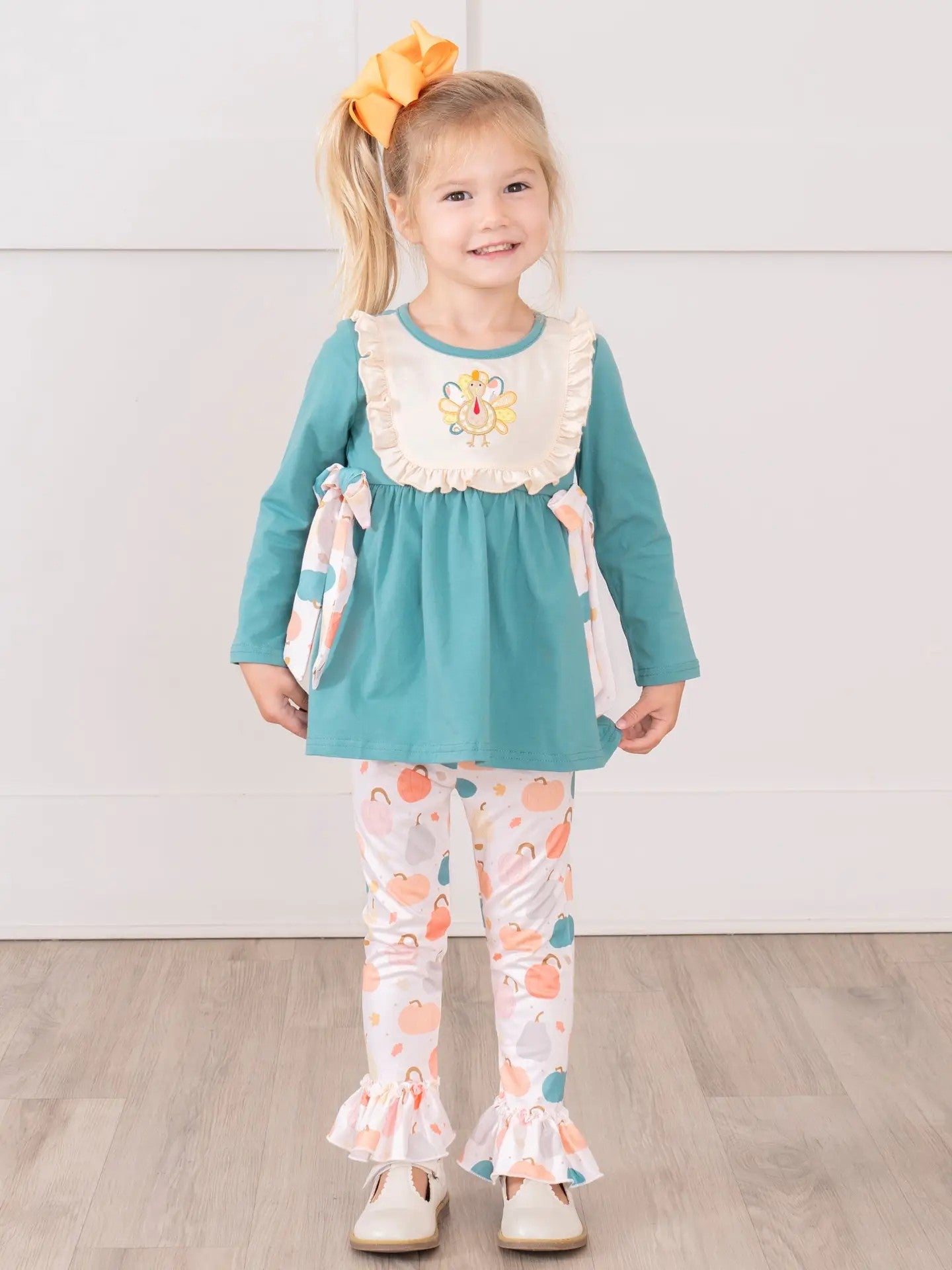 Girls Gobble Giggles Smocked Set 2-3 week tat