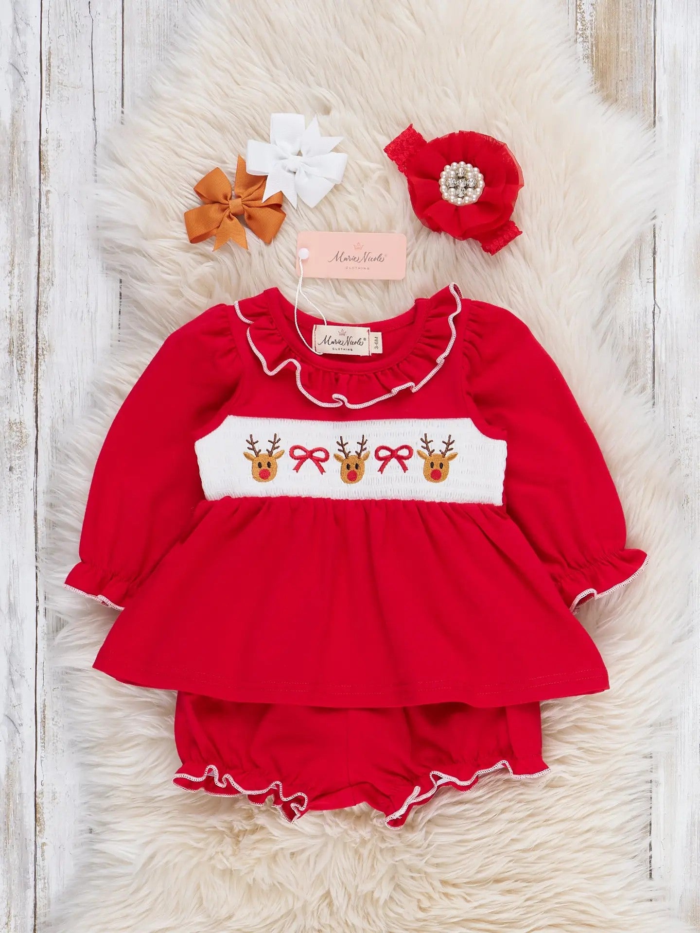 Girl's Reindeer Smocked Outfit 1-2 week tat