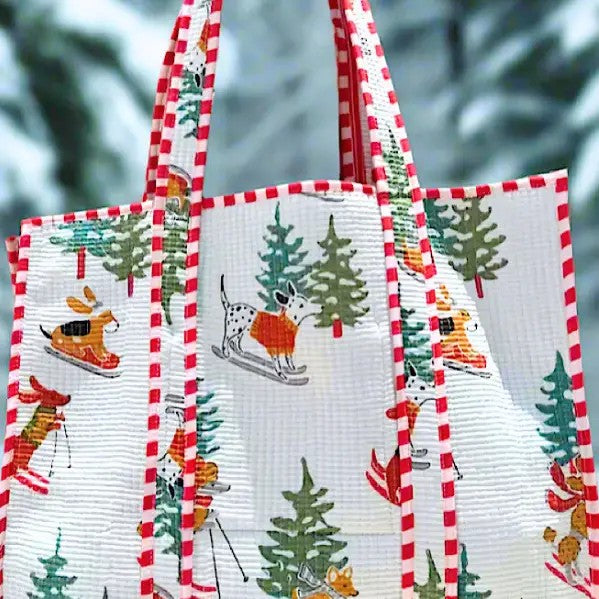 Santa Paws Tote 2-3 week tat