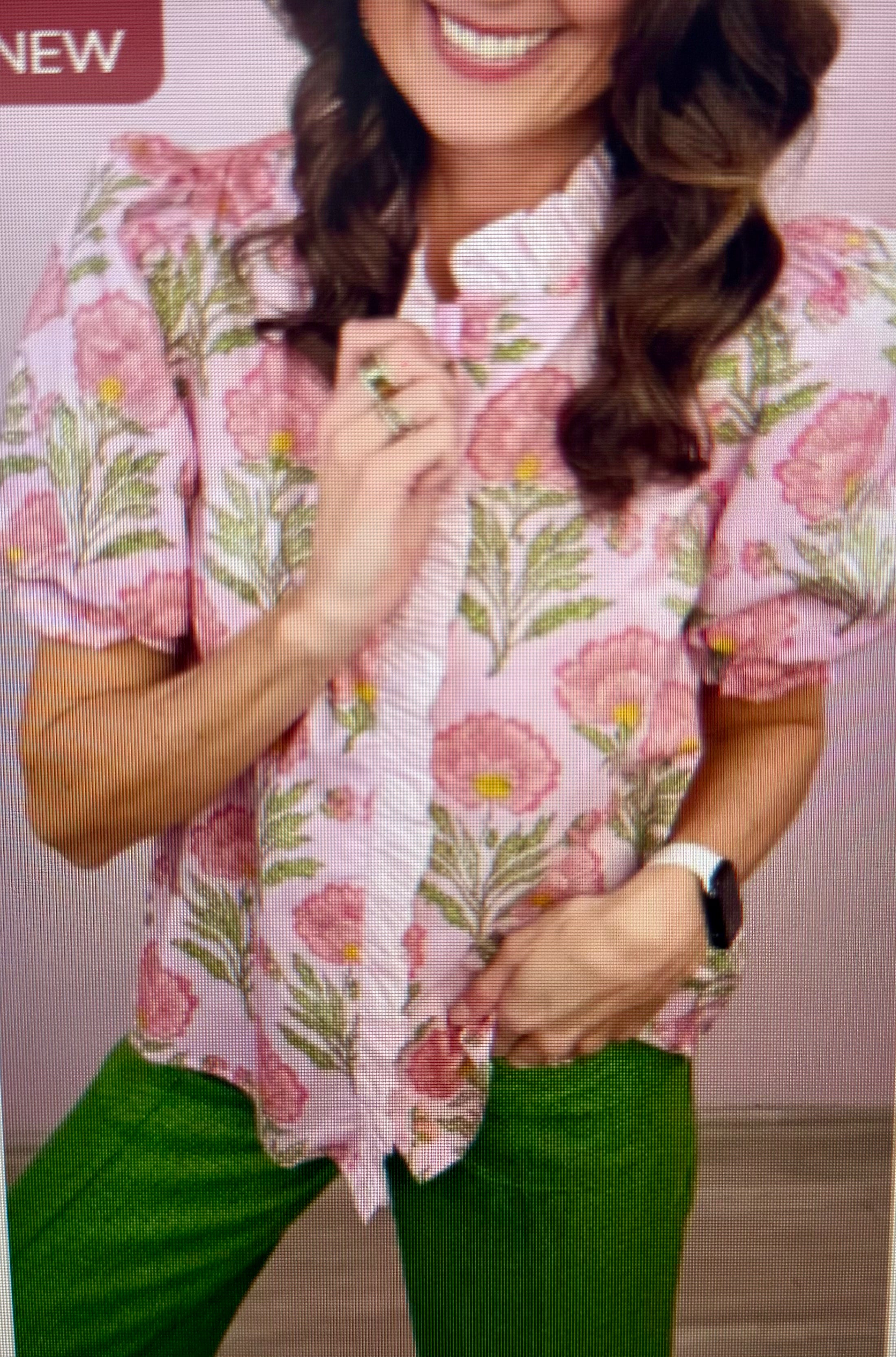 Women's Floral Ruffled Lining Shirt 3-4 week tat