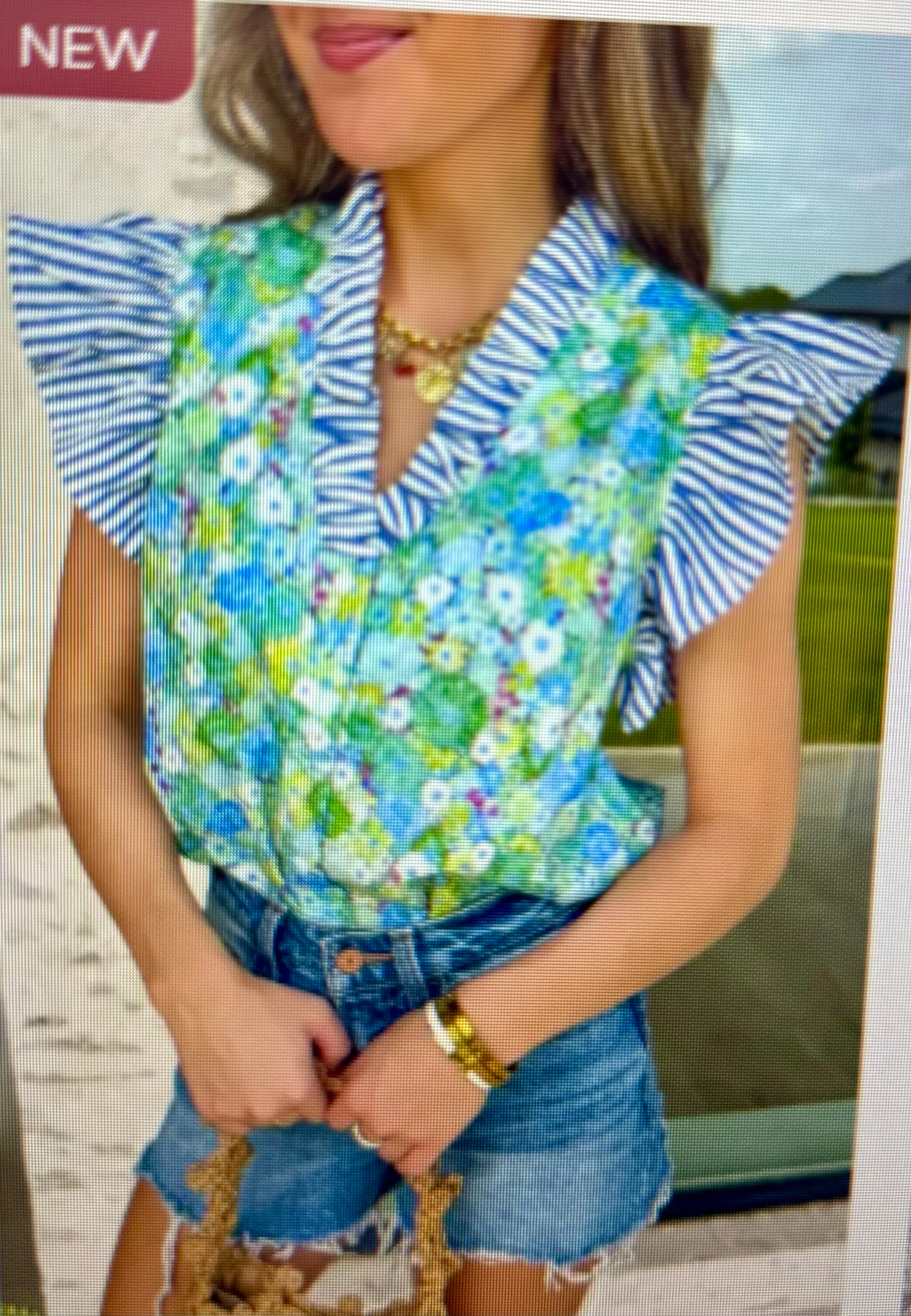 Women's Floral V-Neck Shirt 3-4 week tat