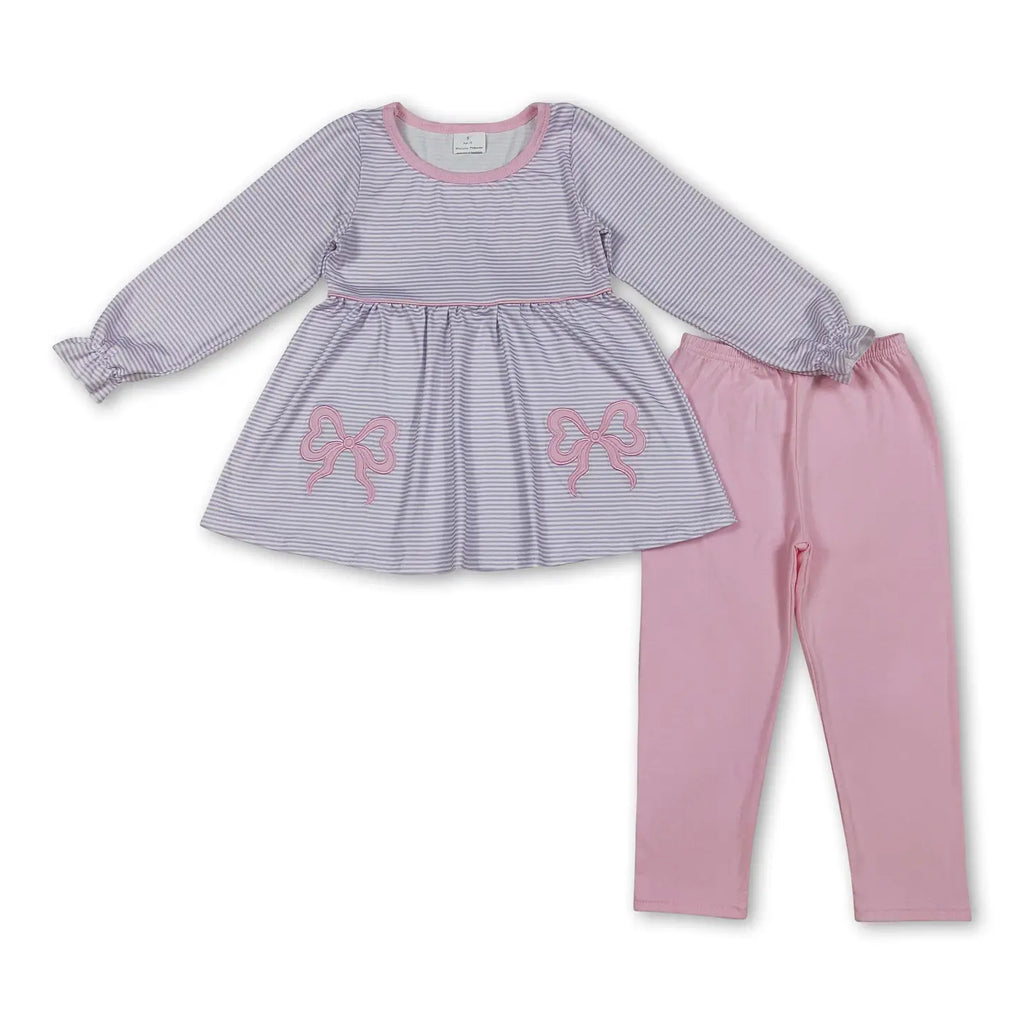 Bow and Striped Girl's Outfit 1-2 week tat