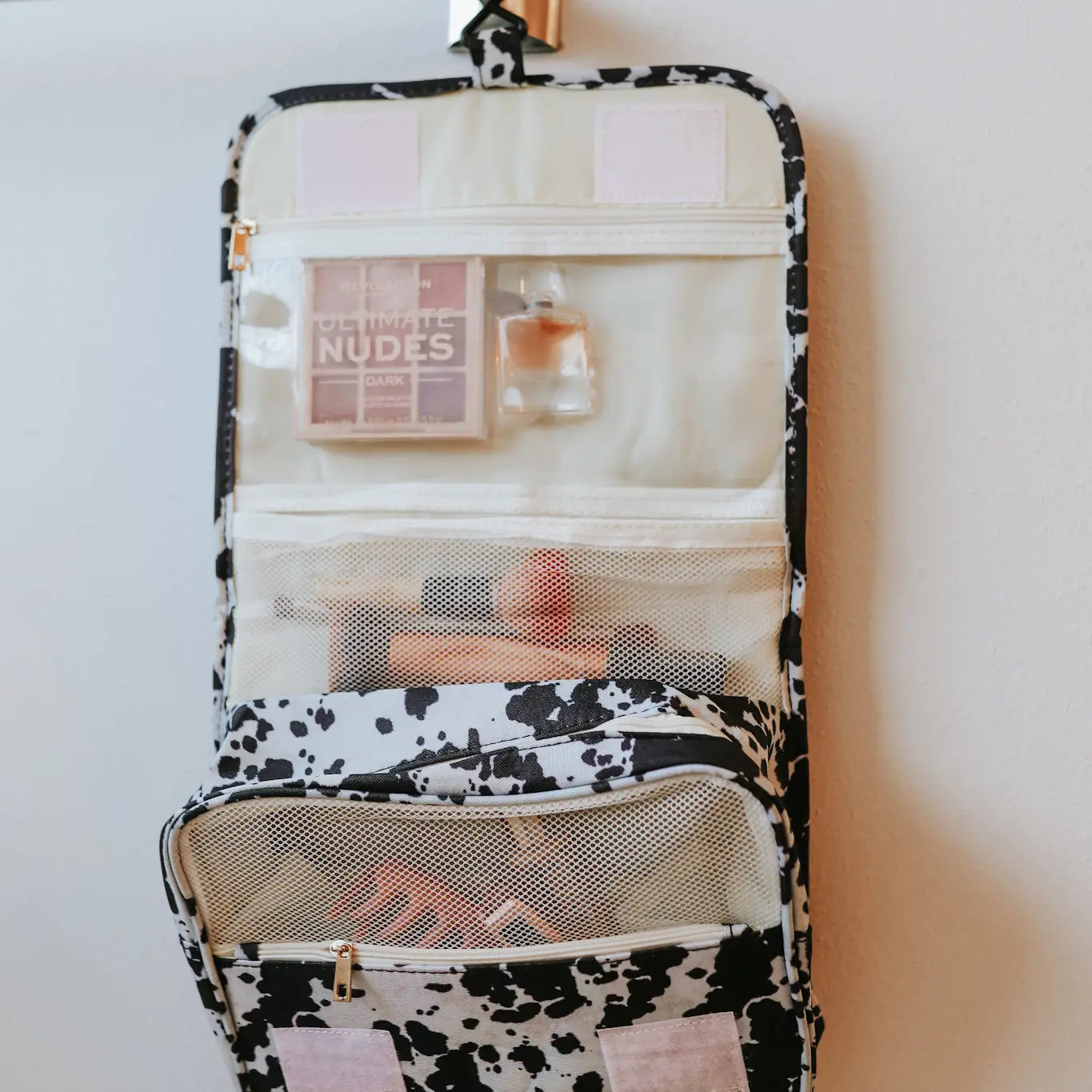 Cowhide Cosmetic Hanging Pouch 1-2 week tat