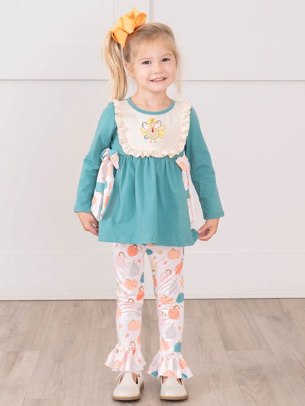 Girls Gobble Giggles Smocked Set 2-3 week tat