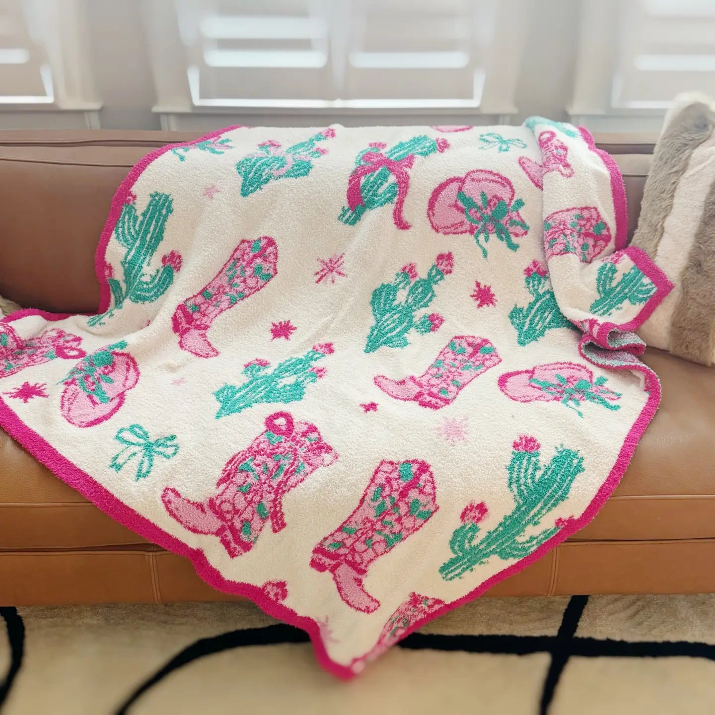 Western Girly Luxury blanket 1-2 week tat